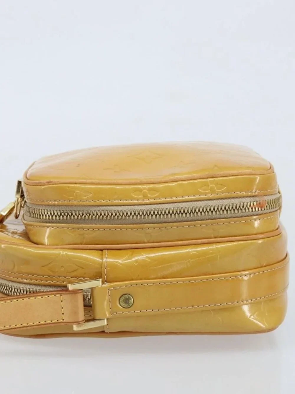 LOUIS VUITTON Monogram Vernis Wooster Shoulder Bag Beige LV